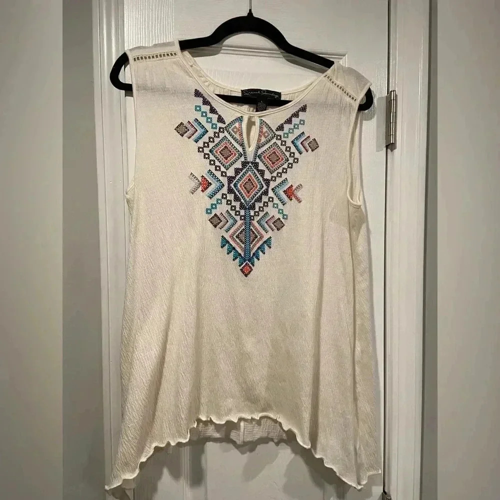 French Laundry Cross Stitch Printed Keyhole Neck Eyelet Boho Tank Top Size L